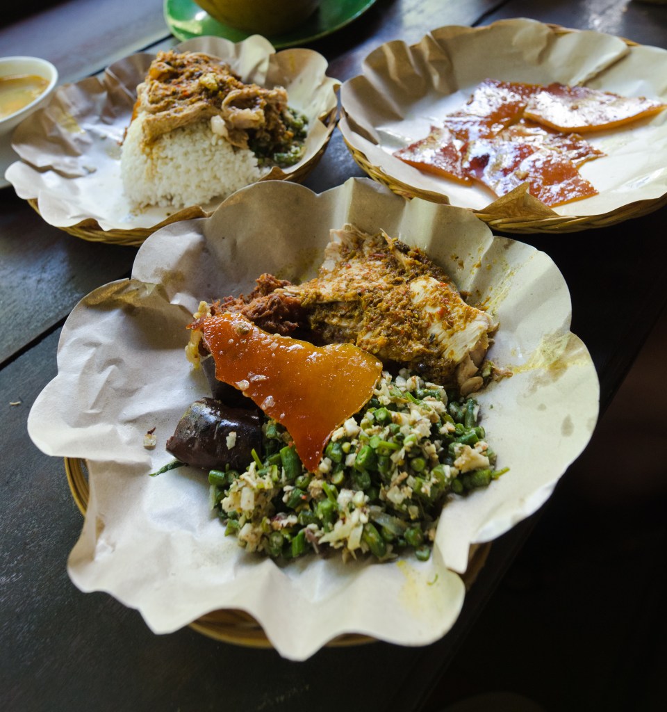 Warung Babi Guling Ibu Oka 3 > TheRoamingNoodle