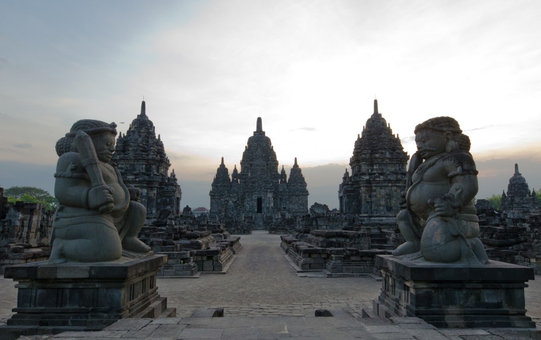 Prambanan Temple > TheRoamingNoodle