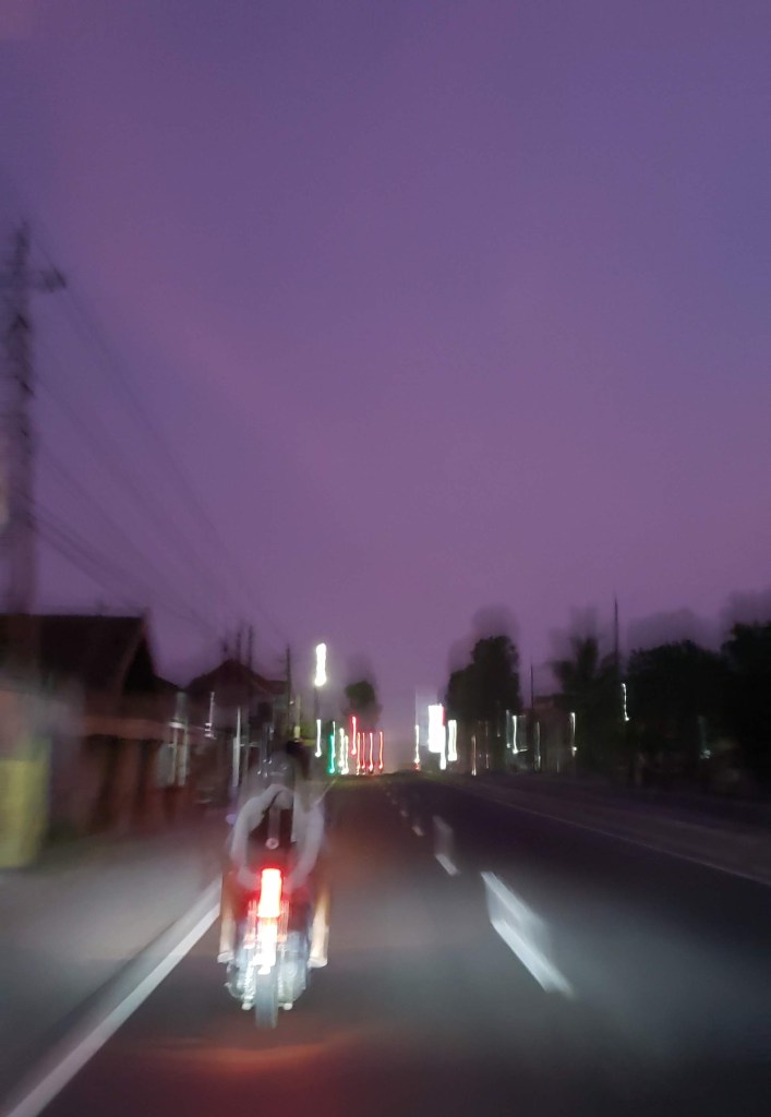 Riding to Borobudur > TheRoamingNoodle