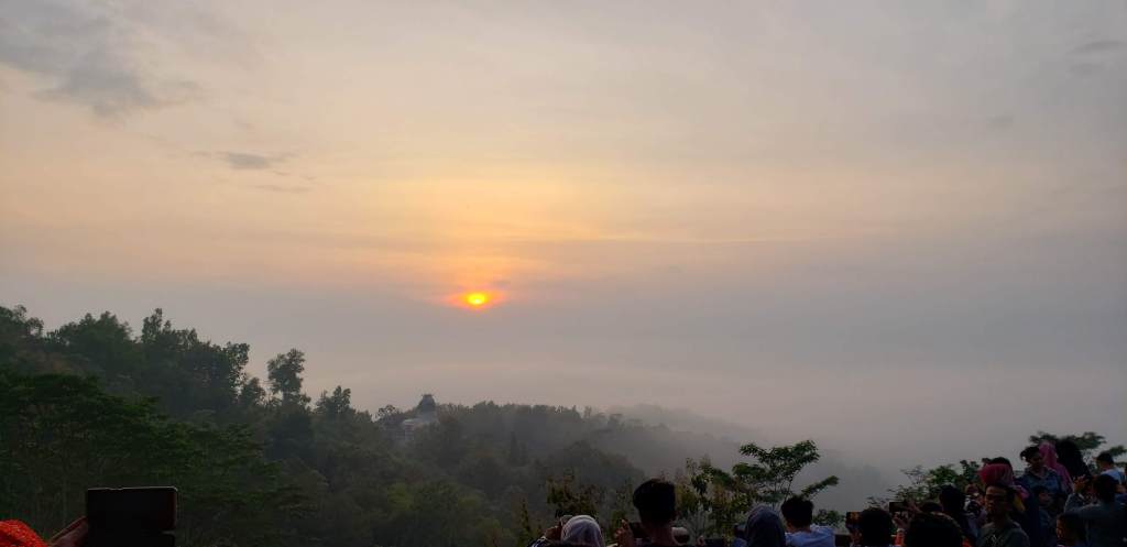 Sunrise in Jogja > TheRoamingNoodle
