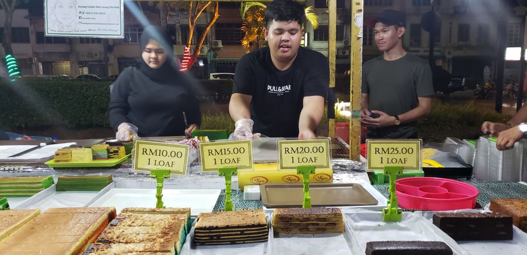 Sarawak > Borneo > TheRoamingNoodle